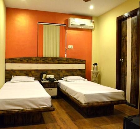 Hotel Rock Star Calcutta Extérieur photo